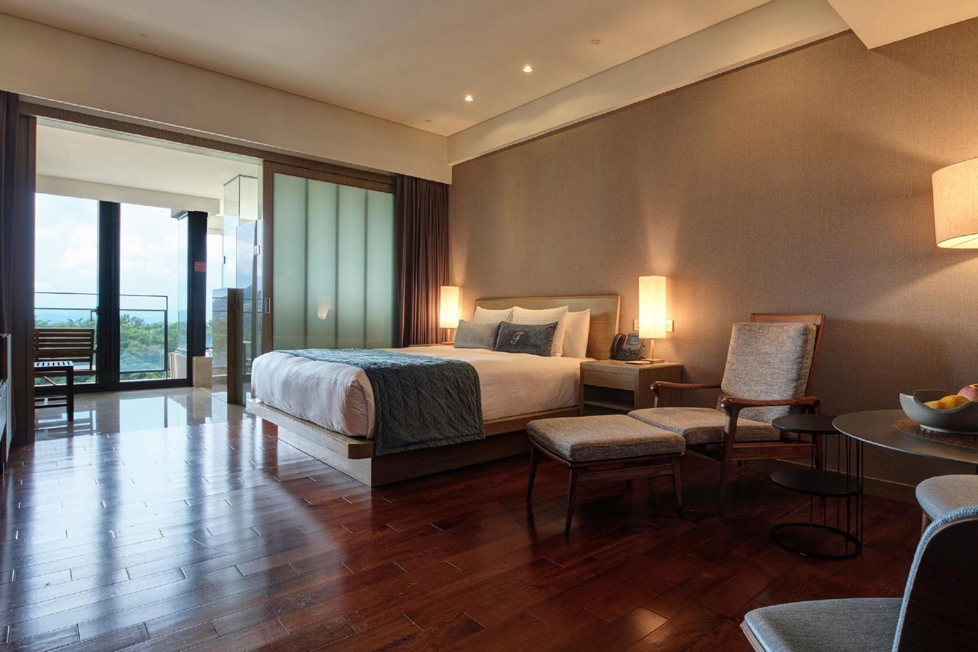 Fleur De Chine Hotel Yuchi Exterior foto Deluxe Ocean View Room